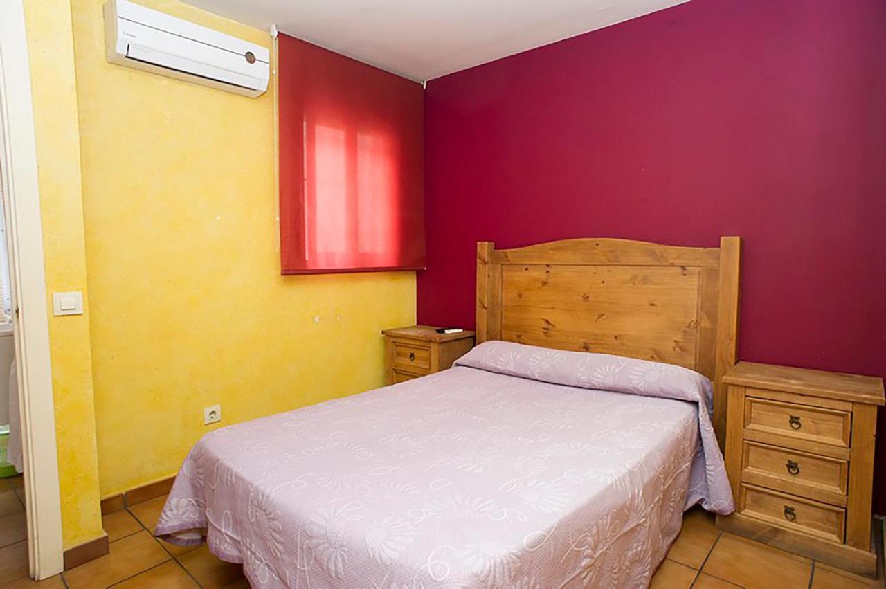 Hostal Velarde Talavera de la Reina Eksteriør billede